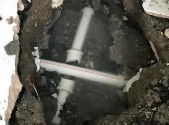 新河阳台漏水维修公司为您分享楼上楼下漏水怎么处理